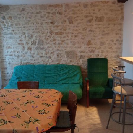 Appartement Centre Petite Ville Poitou Gençay Eksteriør bilde