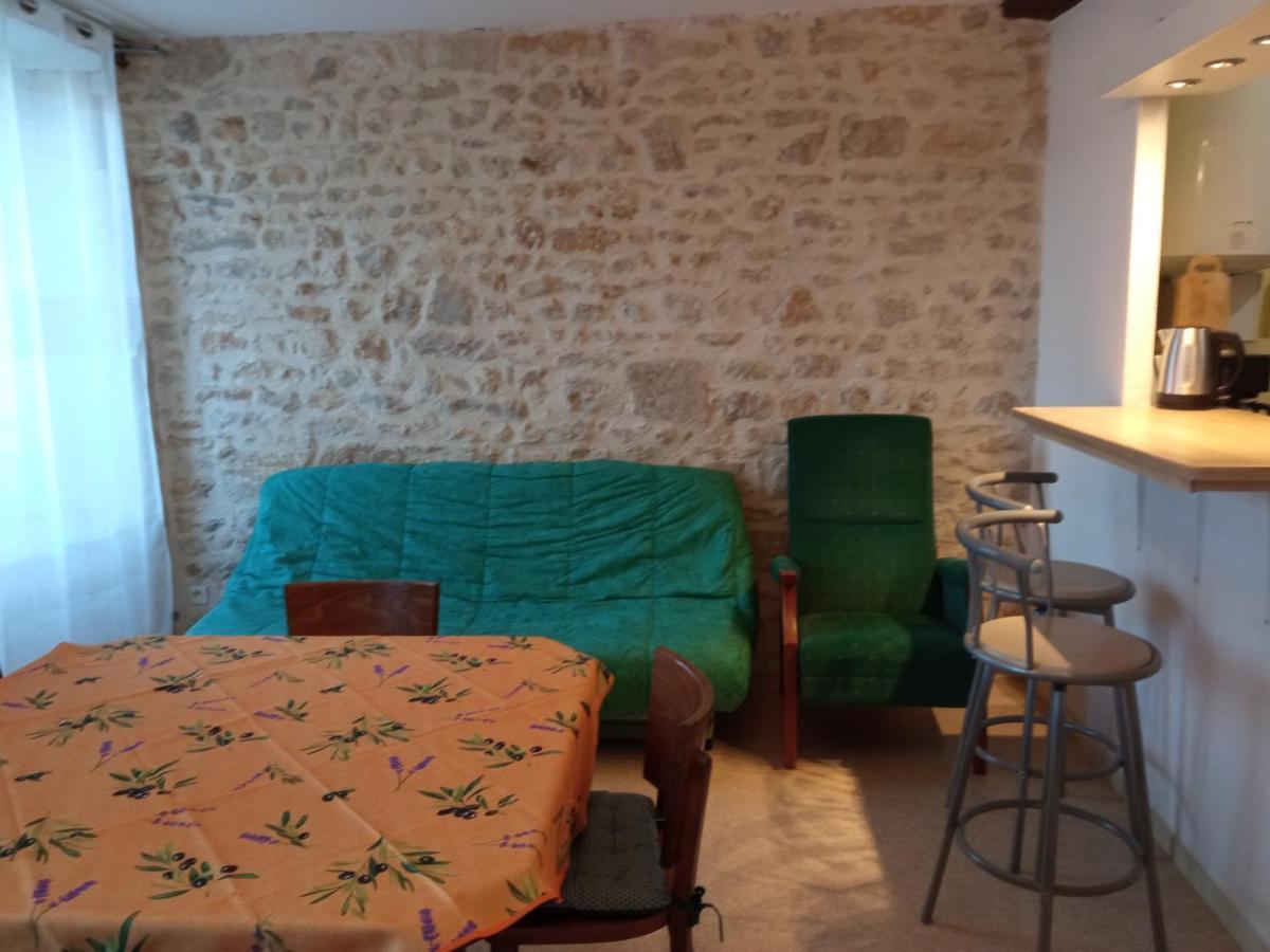 Appartement Centre Petite Ville Poitou Gençay Eksteriør bilde