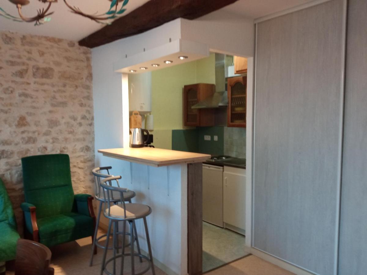 Appartement Centre Petite Ville Poitou Gençay Eksteriør bilde